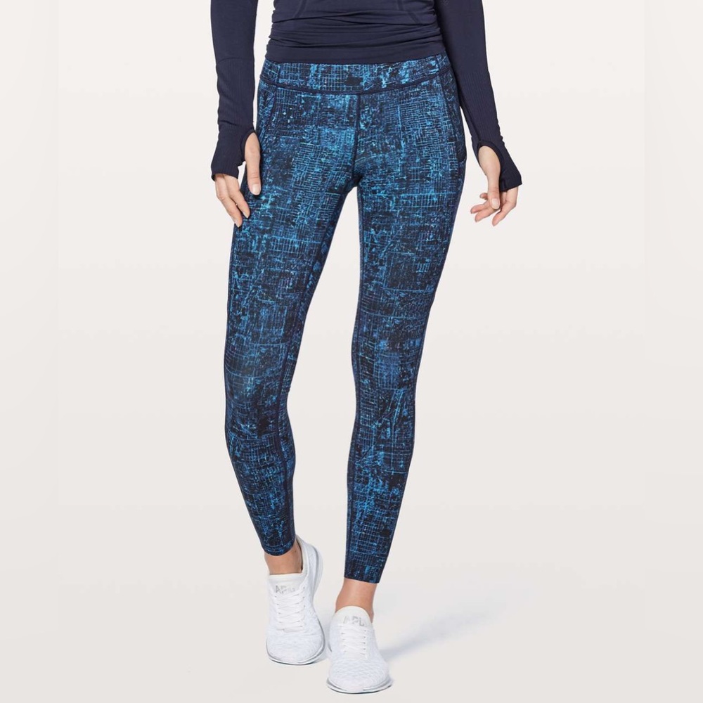 Lululemon Fast Free Tight II 25" *Nulux city Lights Blue Multi Size 6